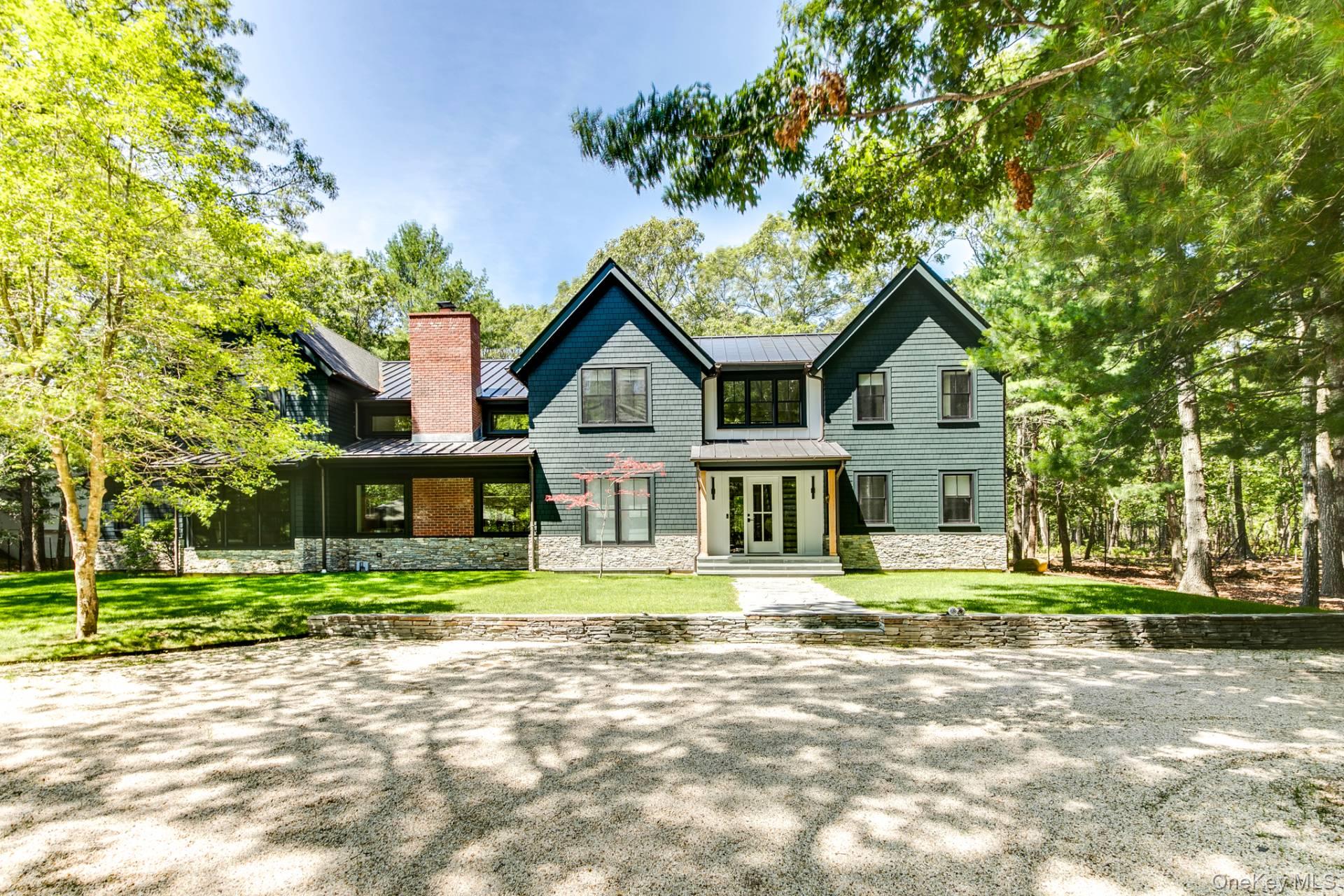 9 Longboat Lane, East Hampton, NY 11937