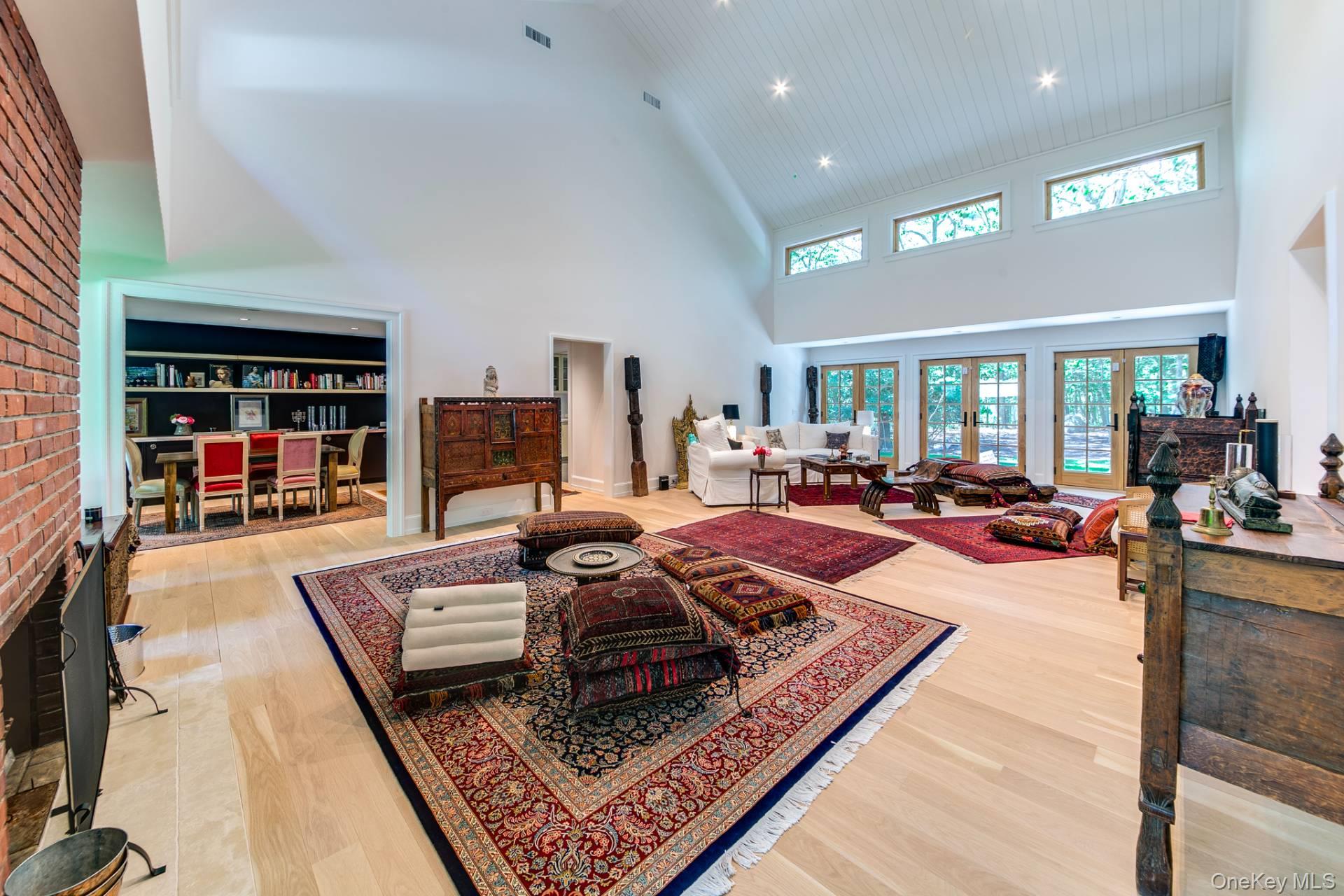 9 Longboat Lane, East Hampton, NY 11937