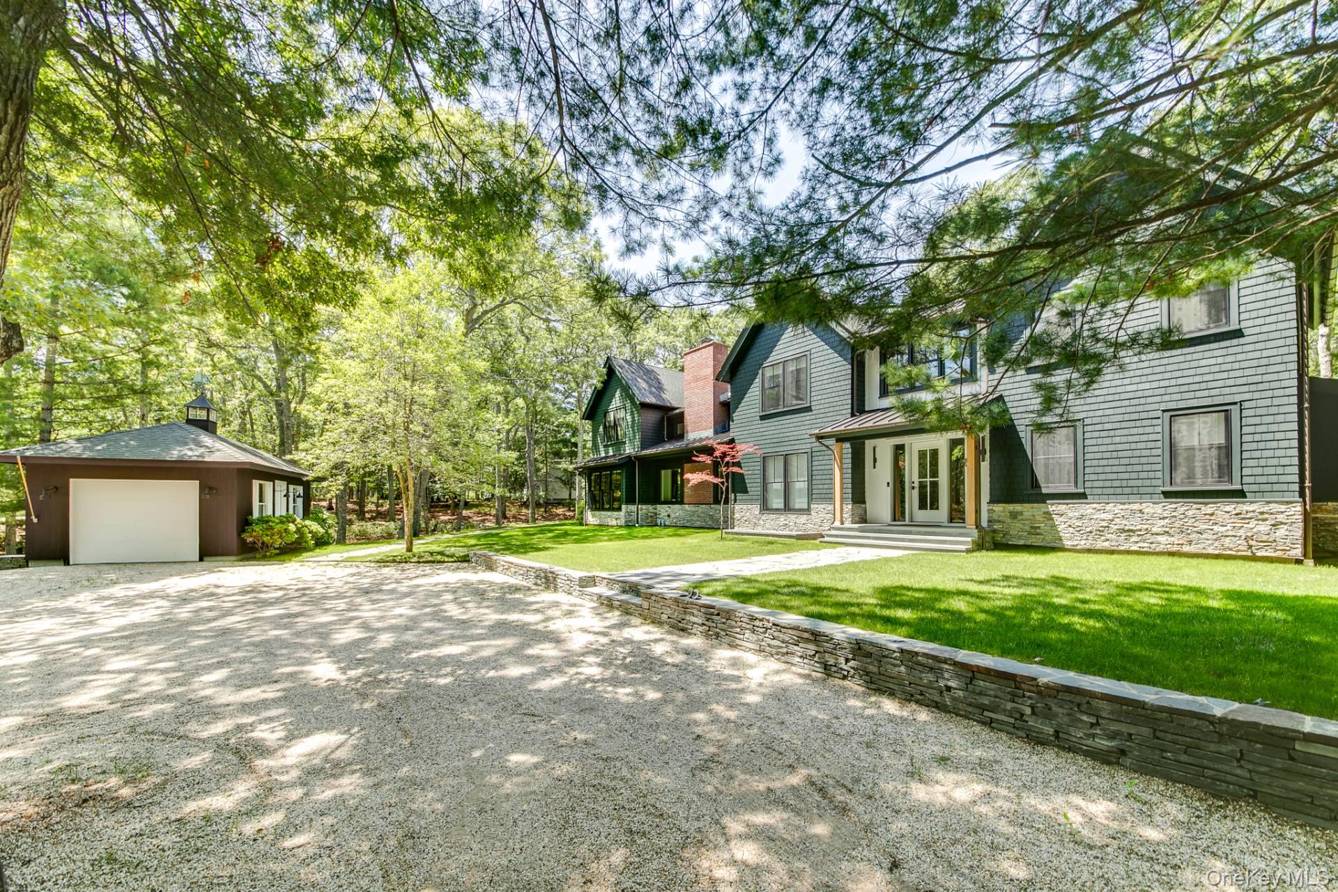 9 Longboat Lane, East Hampton, NY 11937