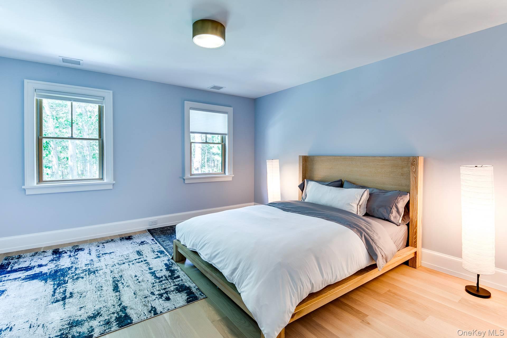 9 Longboat Lane, East Hampton, NY 11937