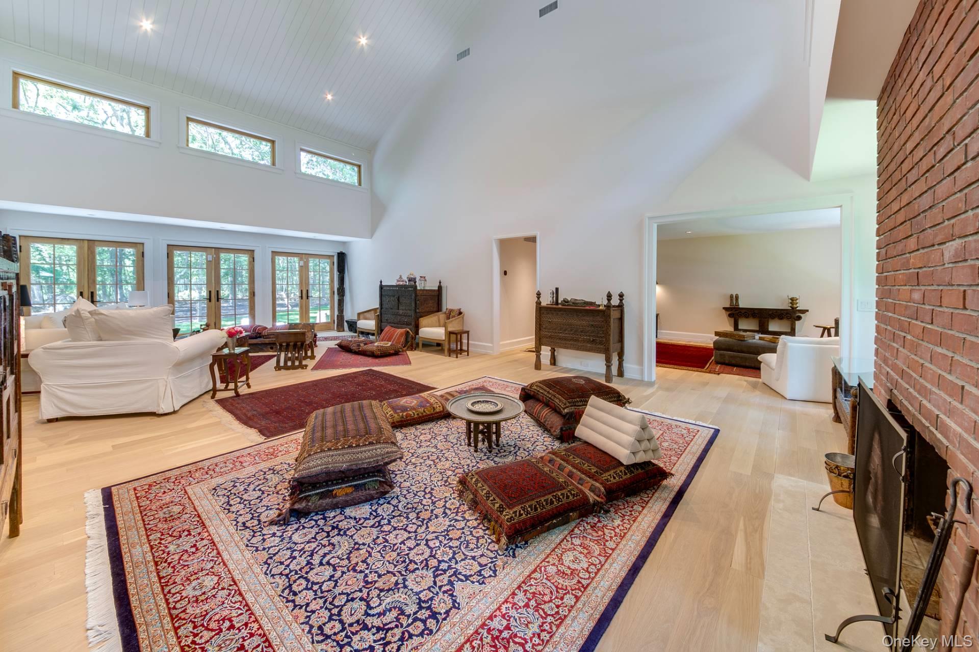 9 Longboat Lane, East Hampton, NY 11937