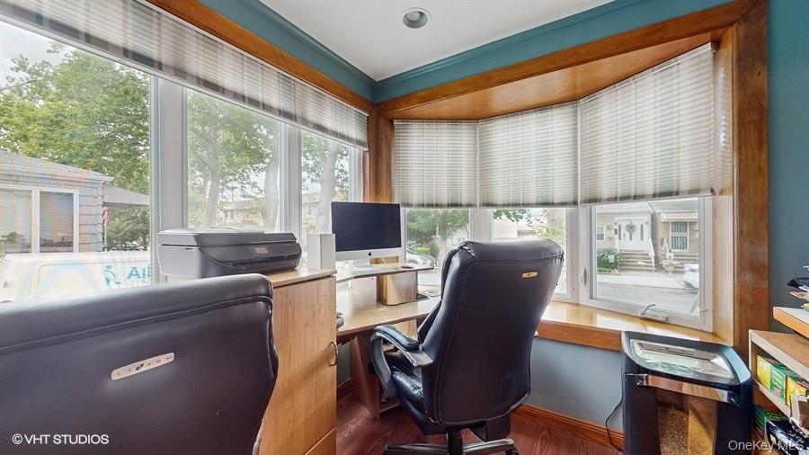 77-52 76th Street, Glendale, NY 11385