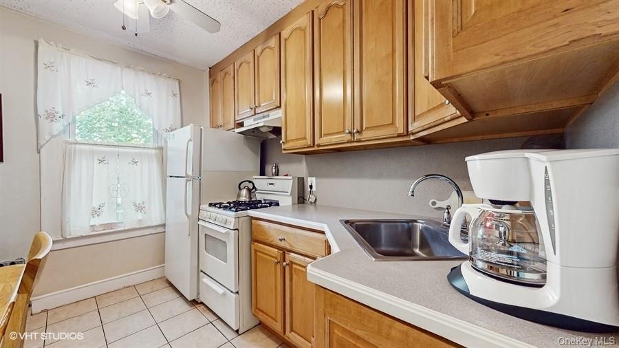 77-52 76th Street, Glendale, NY 11385