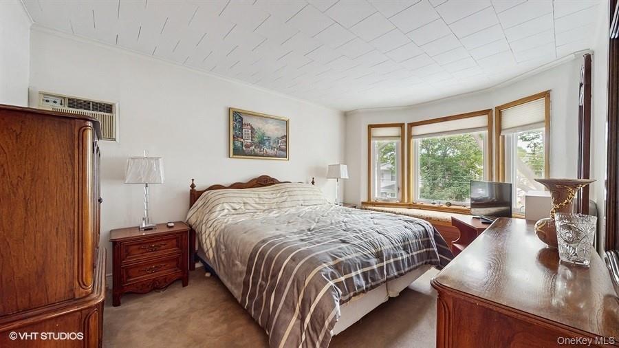 77-52 76th Street, Glendale, NY 11385