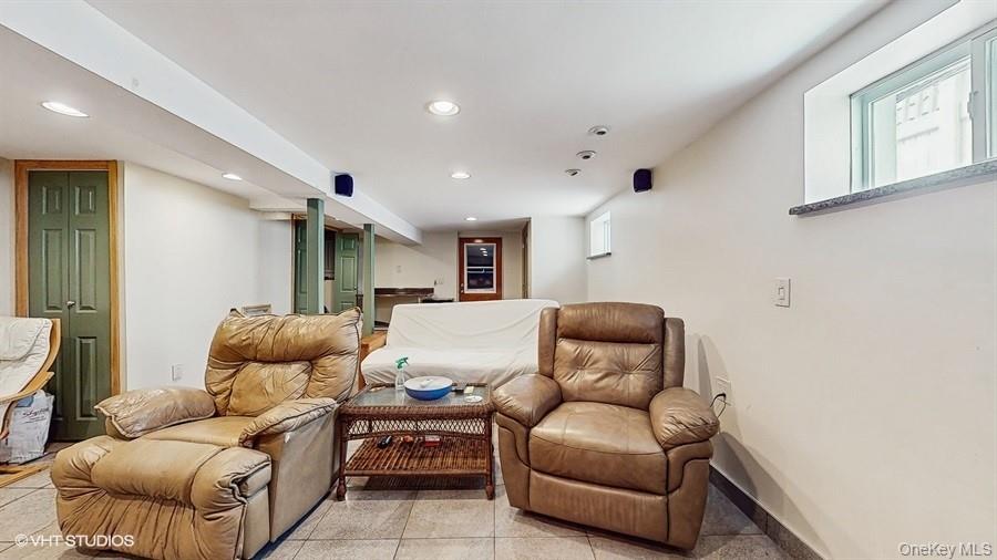 77-52 76th Street, Glendale, NY 11385