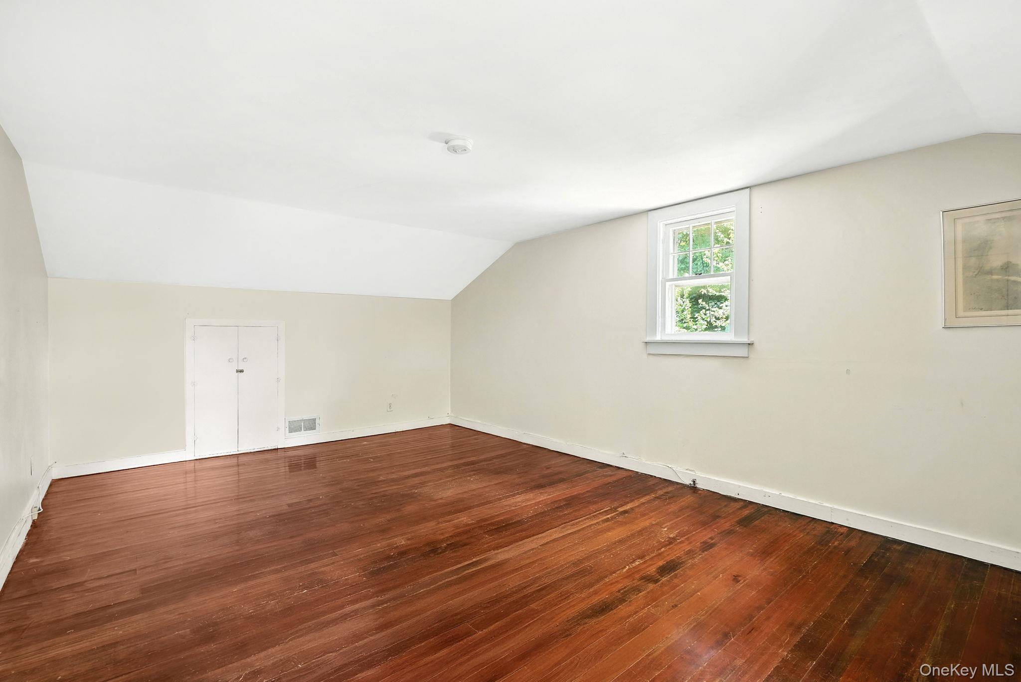 16 Overlook Way, Purdys, NY 10578