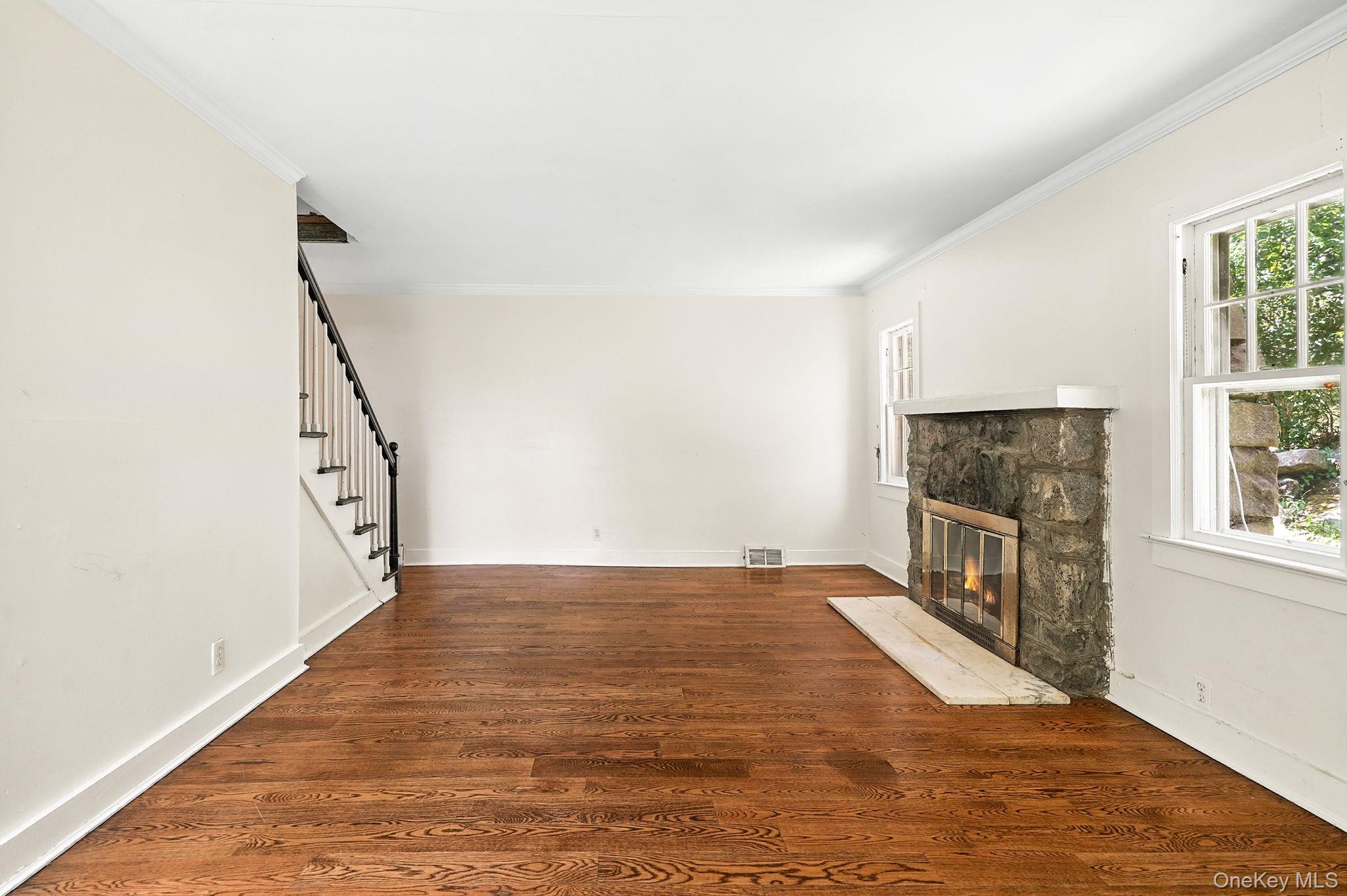 16 Overlook Way, Purdys, NY 10578