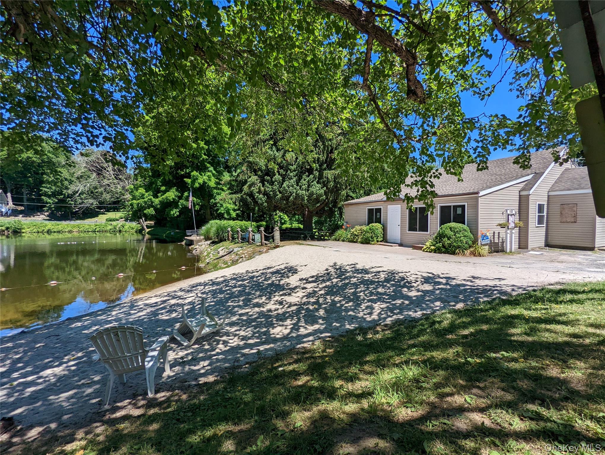 16 Overlook Way, Purdys, NY 10578