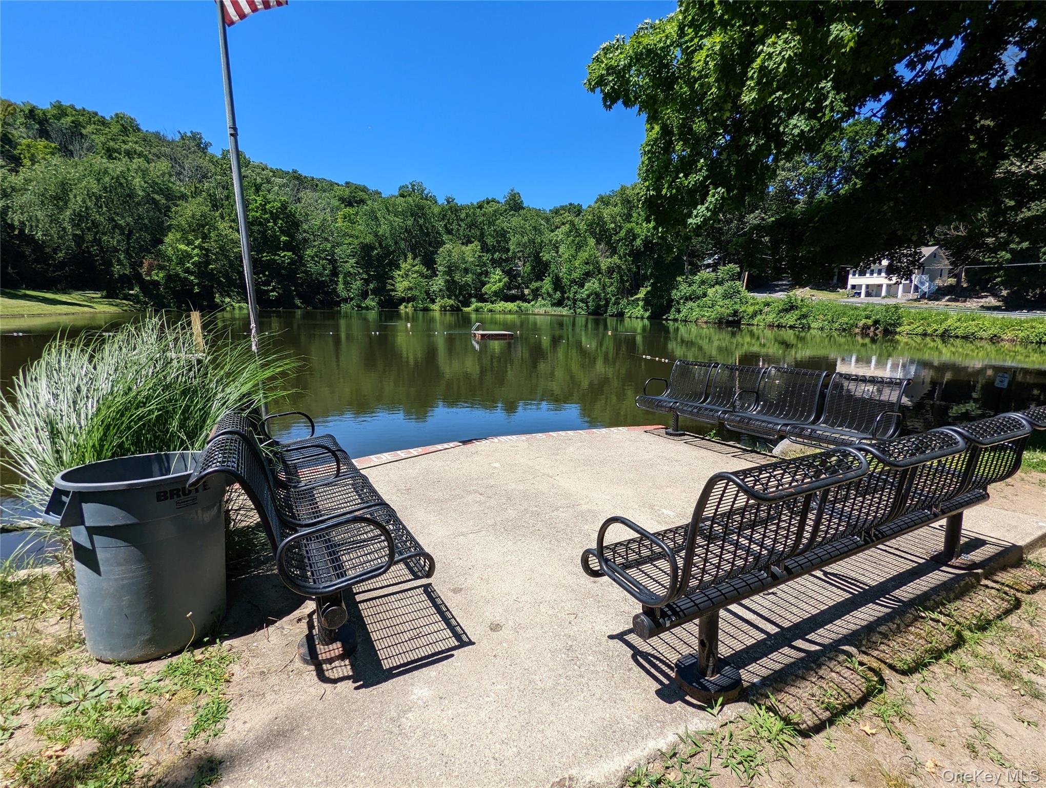 16 Overlook Way, Purdys, NY 10578