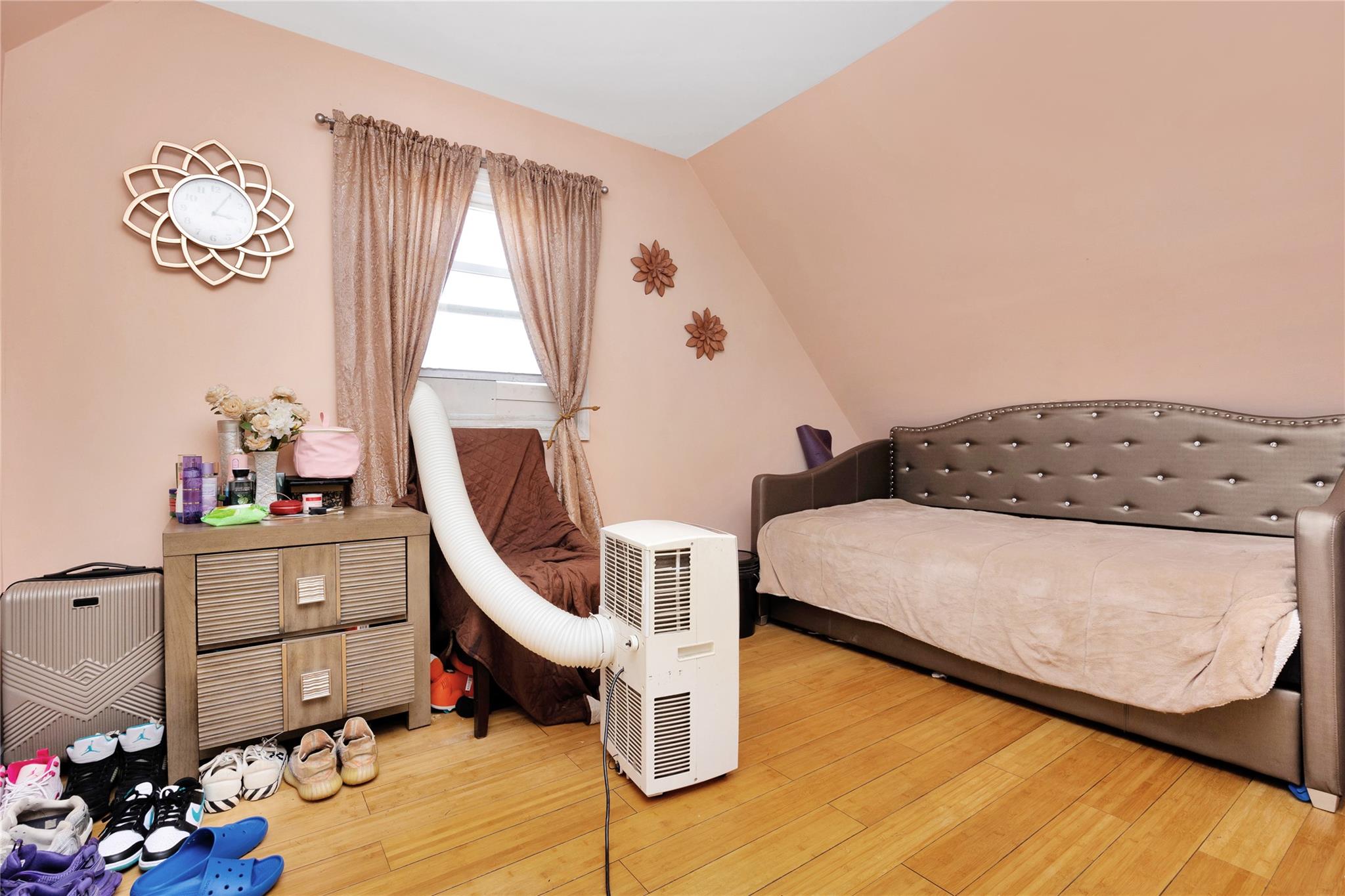 14717 N Conduit Avenue, Jamaica, NY 11436