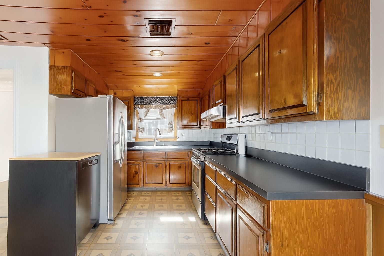 D132 Edgewater # D, Bronx, NY 10465