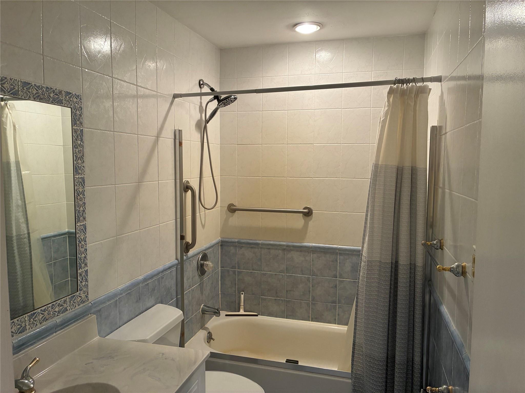 2355 Pershing Boulevard # 707, Baldwin, NY 11510