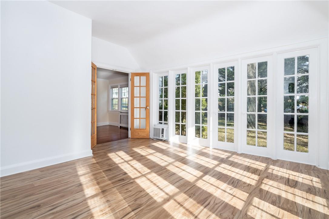 11 Montrose Road, Scarsdale, NY 10583