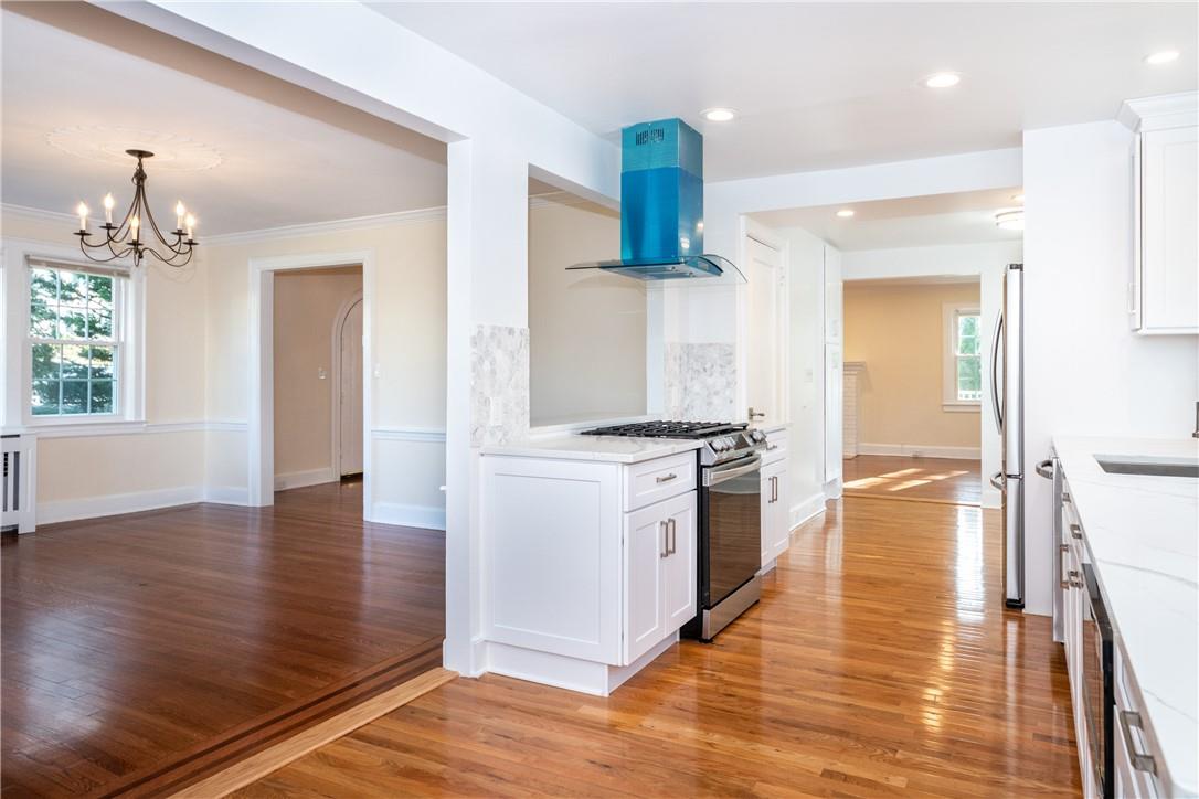 11 Montrose Road, Scarsdale, NY 10583