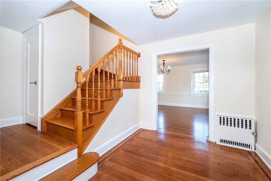 11 Montrose Road, Scarsdale, NY 10583