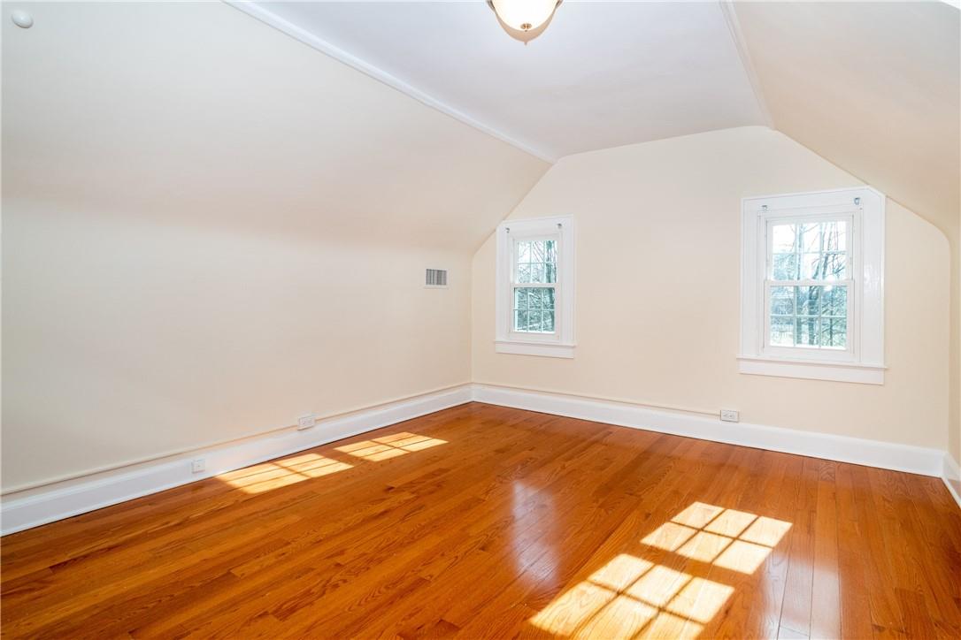 11 Montrose Road, Scarsdale, NY 10583
