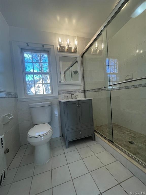 11 Montrose Road, Scarsdale, NY 10583