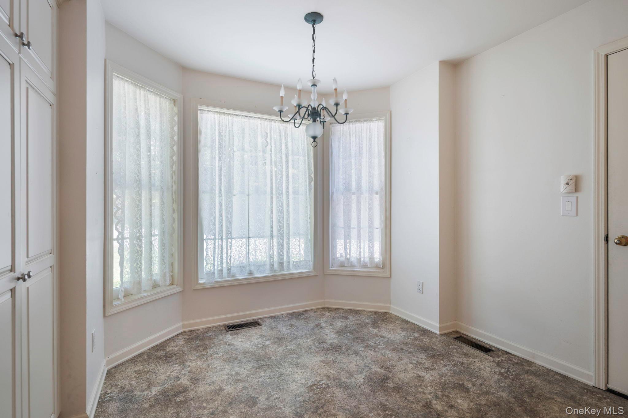 25 Wells Lane, Mount Kisco, NY 10549