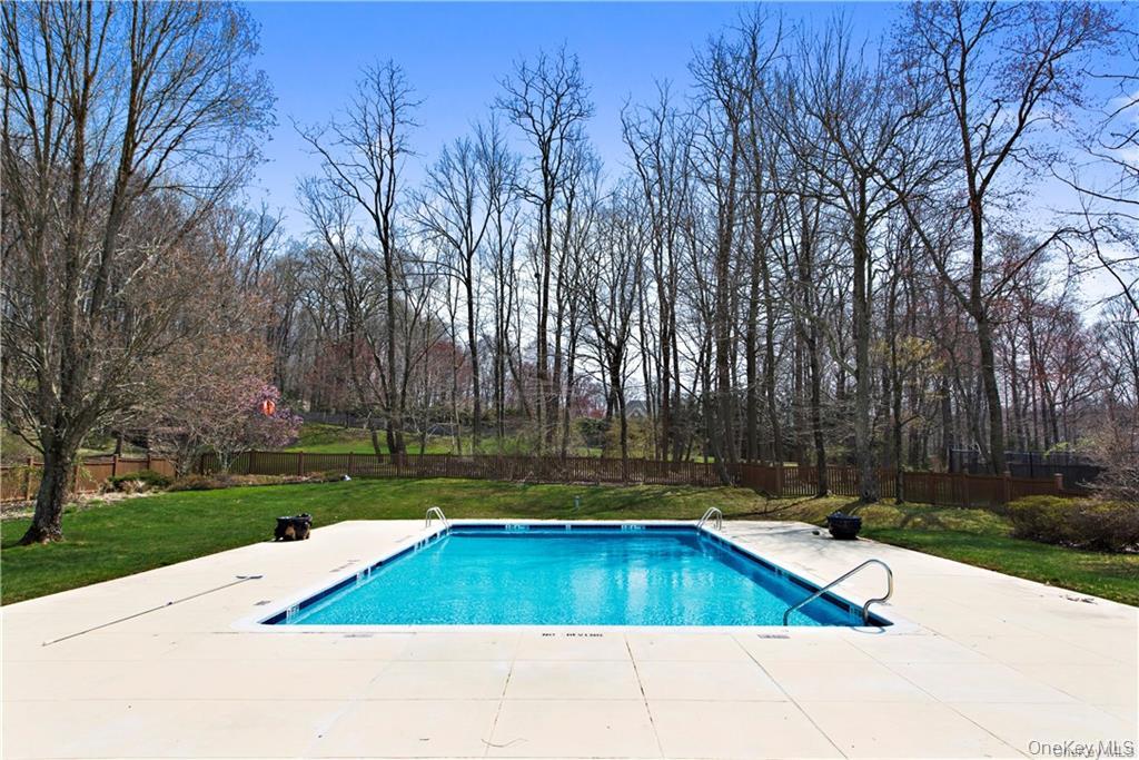 25 Wells Lane, Mount Kisco, NY 10549