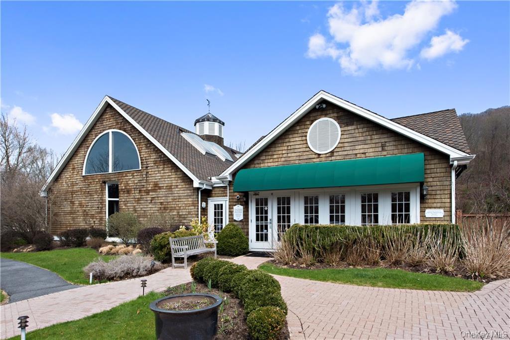 25 Wells Lane, Mount Kisco, NY 10549