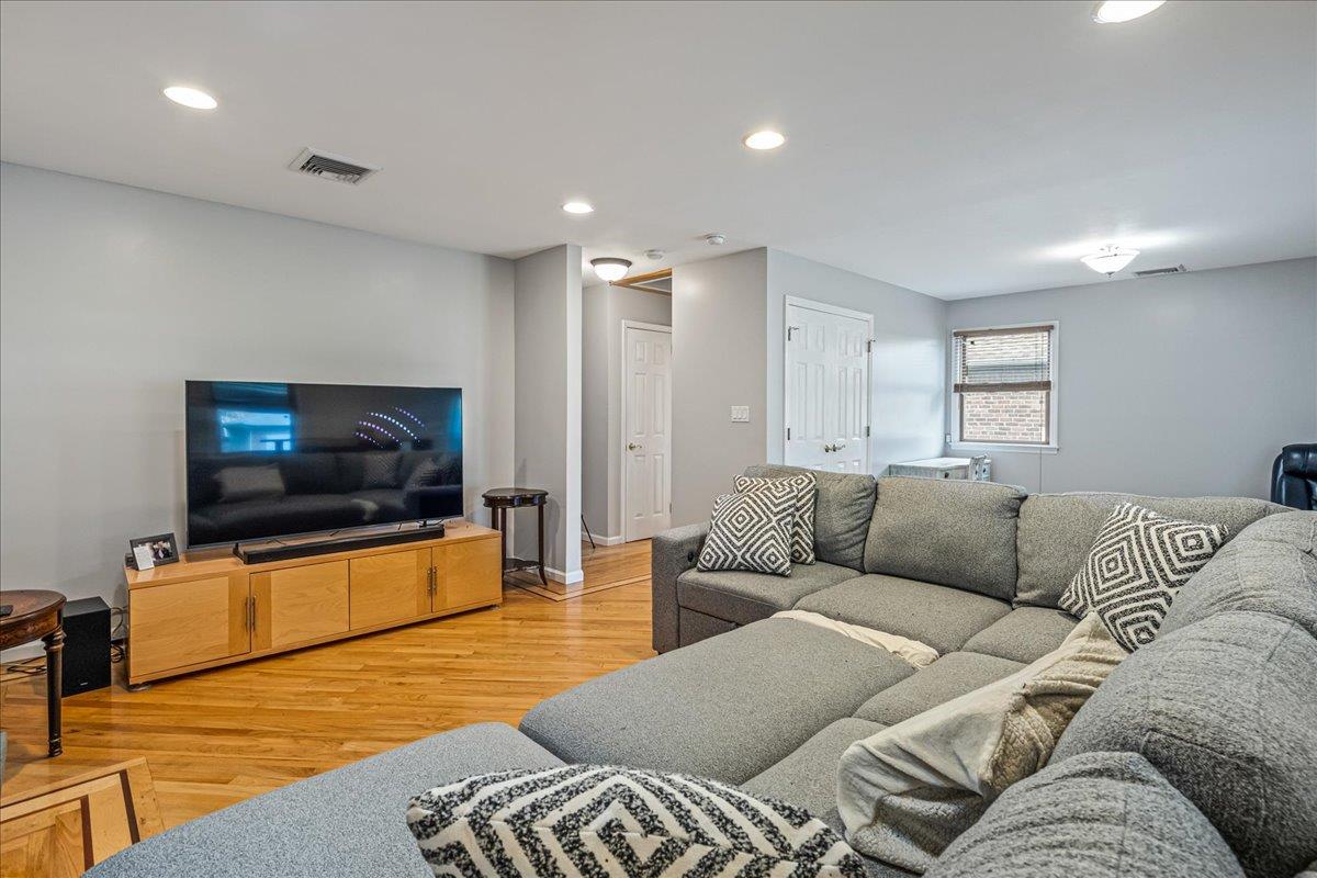 154-46 22nd Avenue, Whitestone, NY 11357