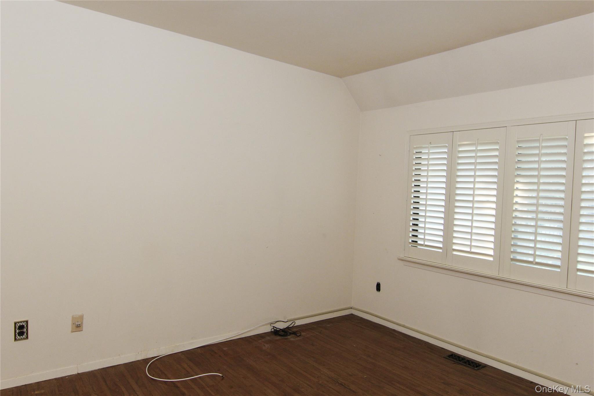 221 Locust Lane, Irvington, NY 10533