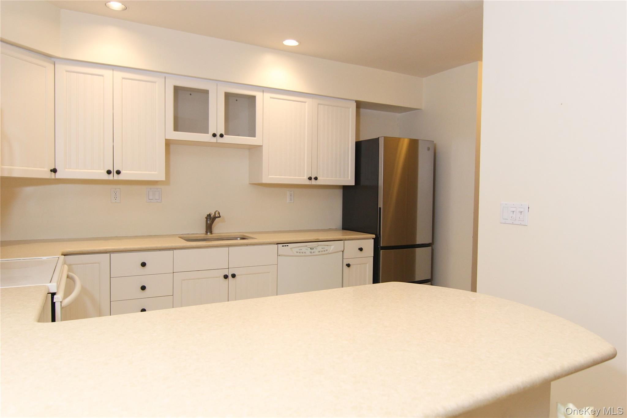 221 Locust Lane, Irvington, NY 10533