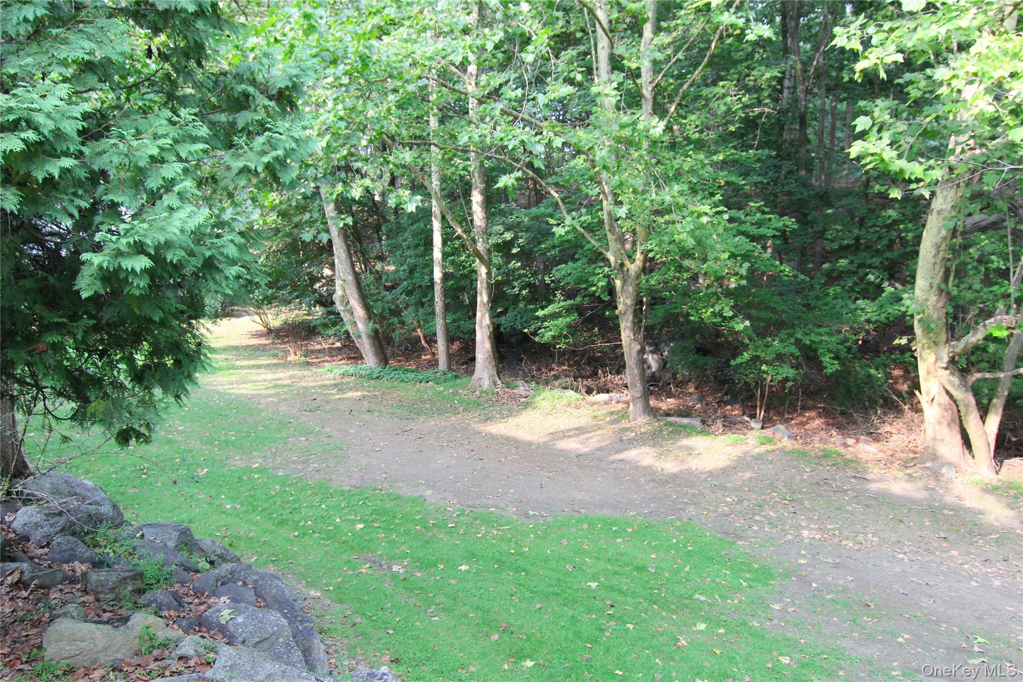 221 Locust Lane, Irvington, NY 10533