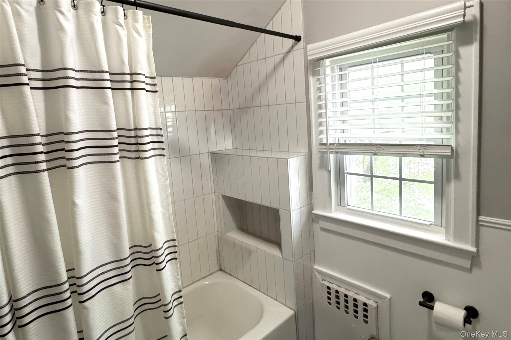 9 Brynwood Road, Yonkers, NY 10701