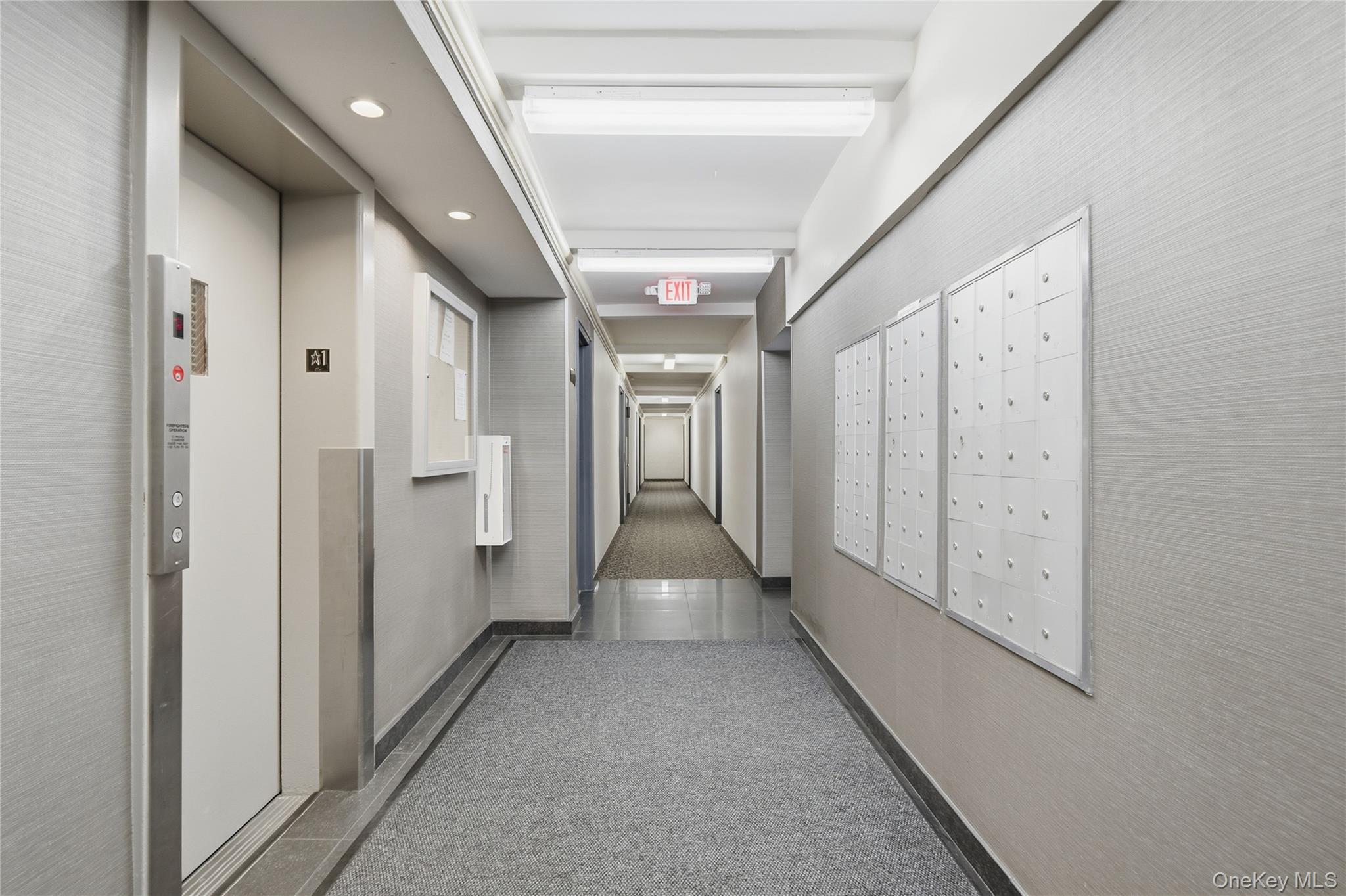 6 Birchwood Court # 3H, Mineola, NY 11501