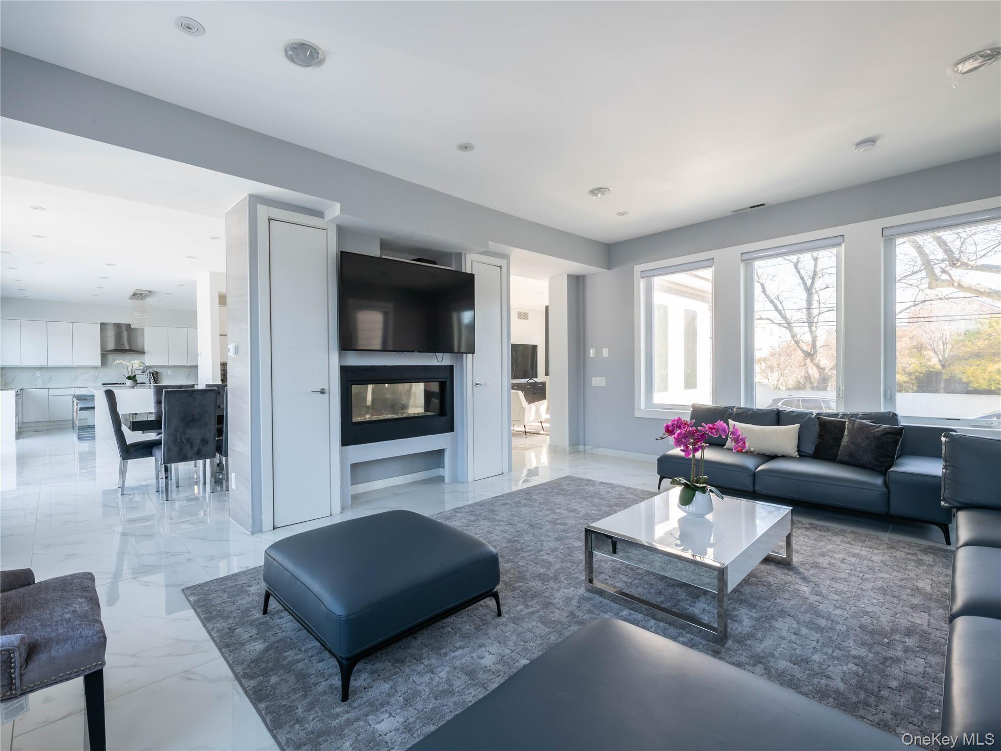 85 Erie Avenue, Atlantic Beach, NY 11509