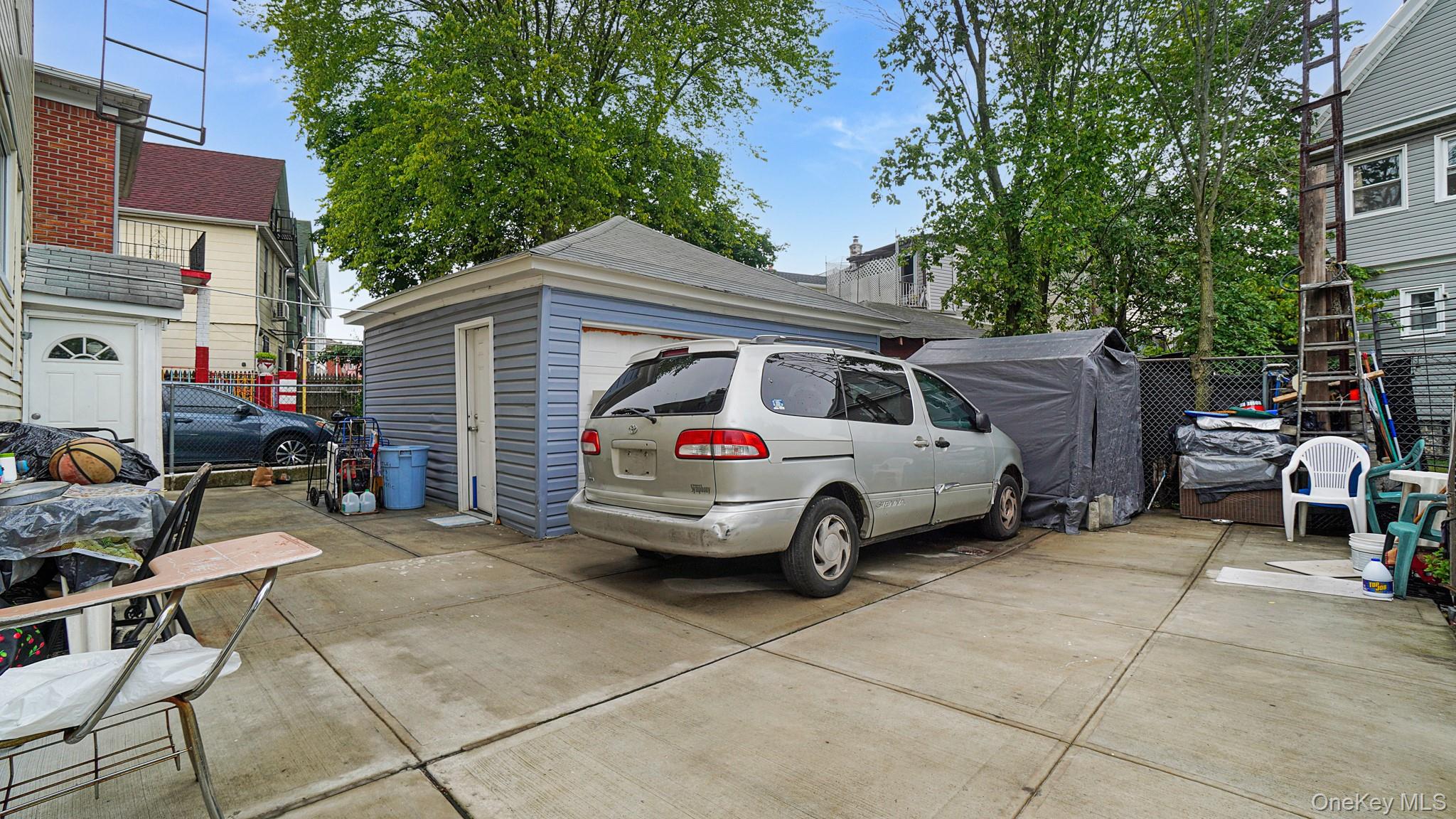 85-35 Parsons Blvd., Briarwood, NY 11435