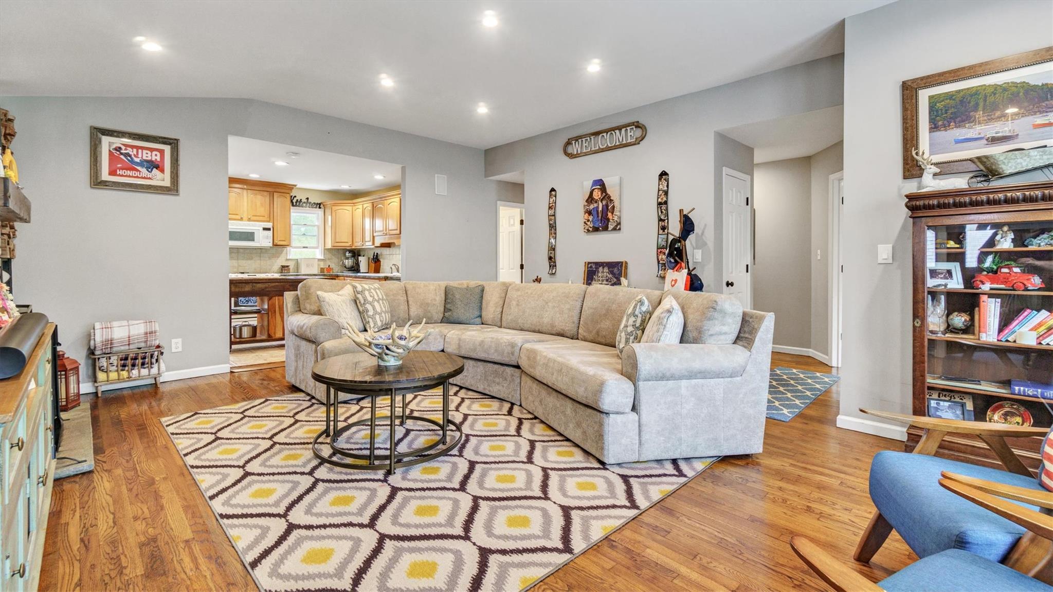 22 Coles Place, Northport, NY 11768