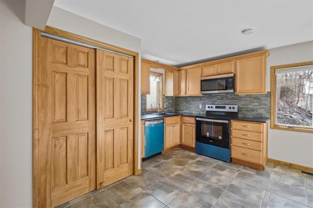 31 Paradise Hill, Highland Mills, NY 12518