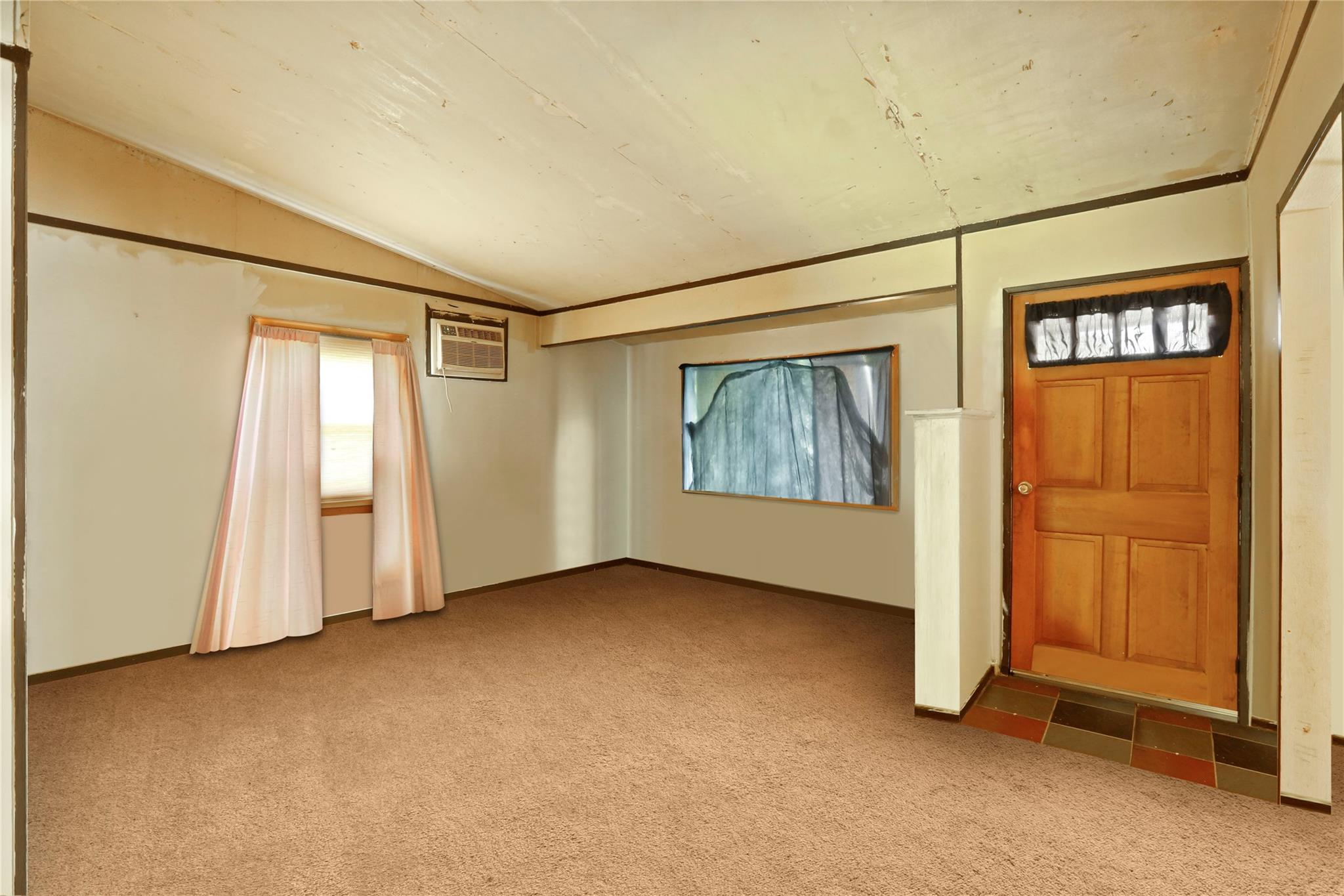 12 Park Circle, Mount Marion, NY 12456