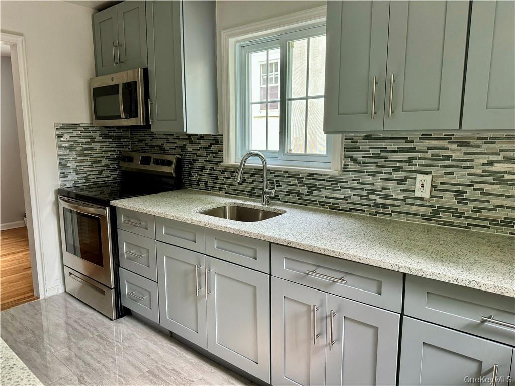 415 Warwick Avenue, Mount Vernon, NY 10553