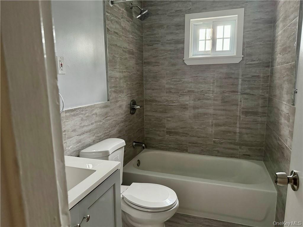 415 Warwick Avenue, Mount Vernon, NY 10553