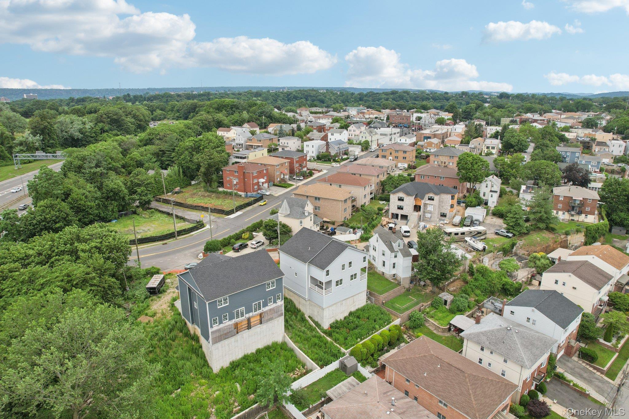 90 University Avenue, Yonkers, NY 10704