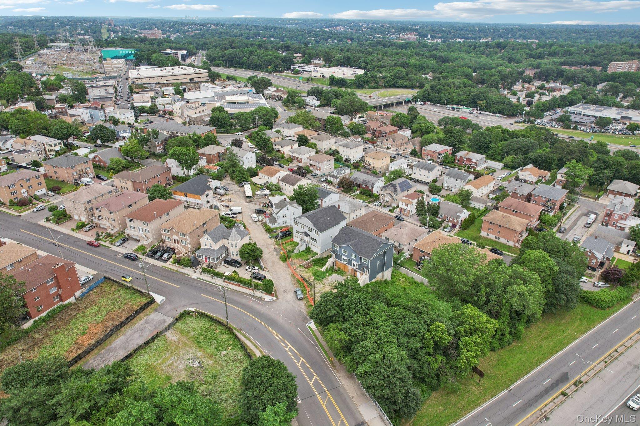 90 University Avenue, Yonkers, NY 10704