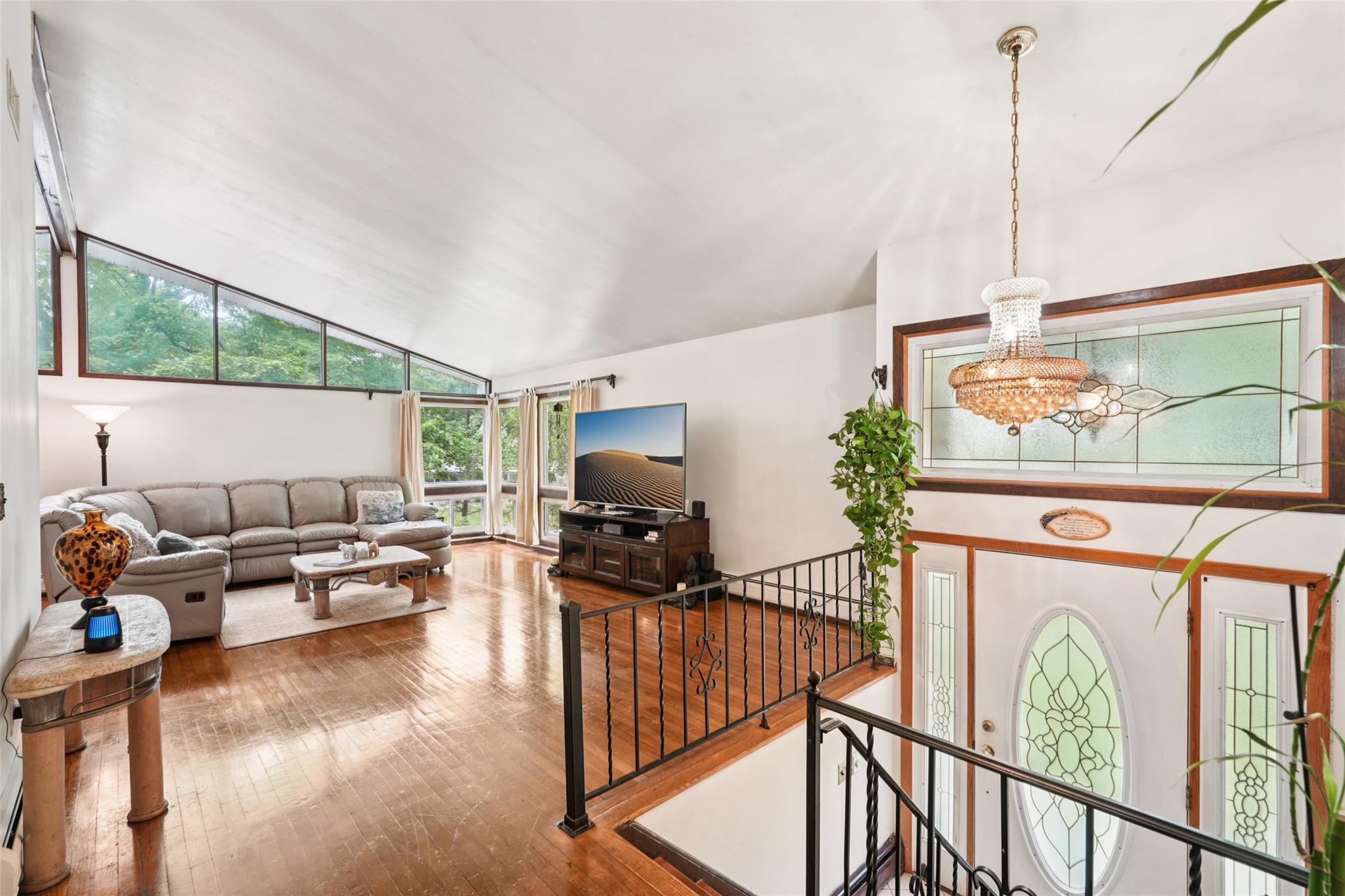 11 Lancaster Lane, Monsey, NY 10952