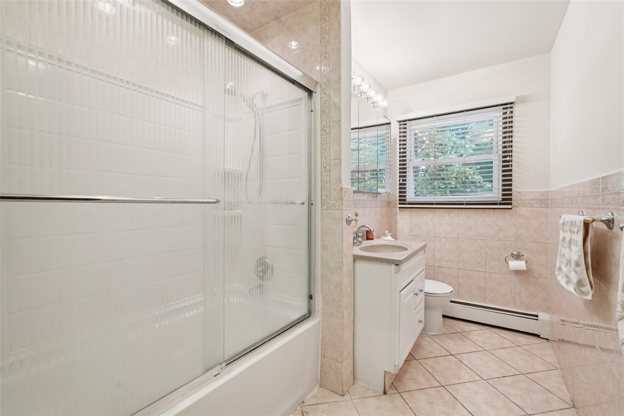 11 Lancaster Lane, Monsey, NY 10952