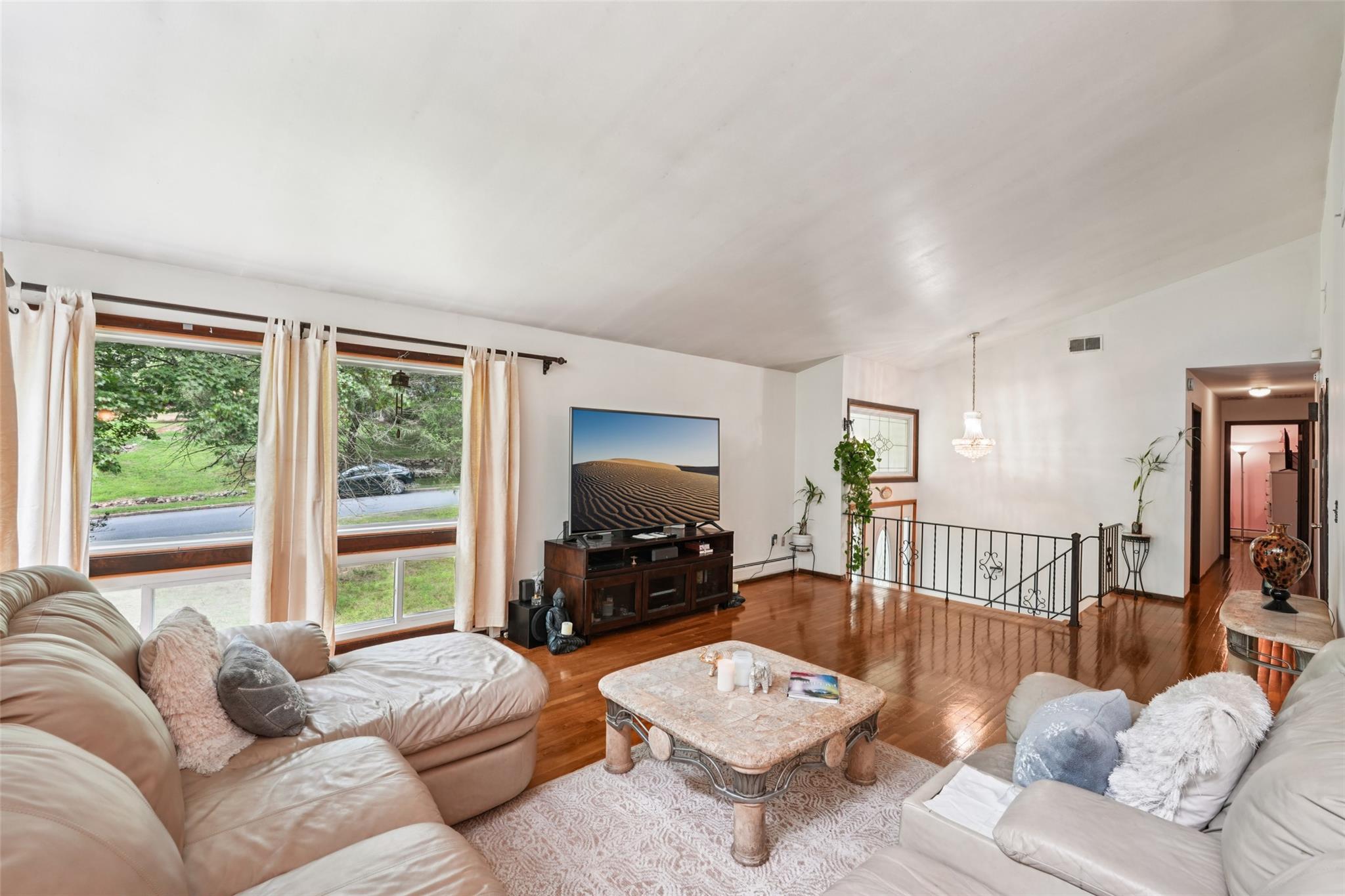 11 Lancaster Lane, Monsey, NY 10952