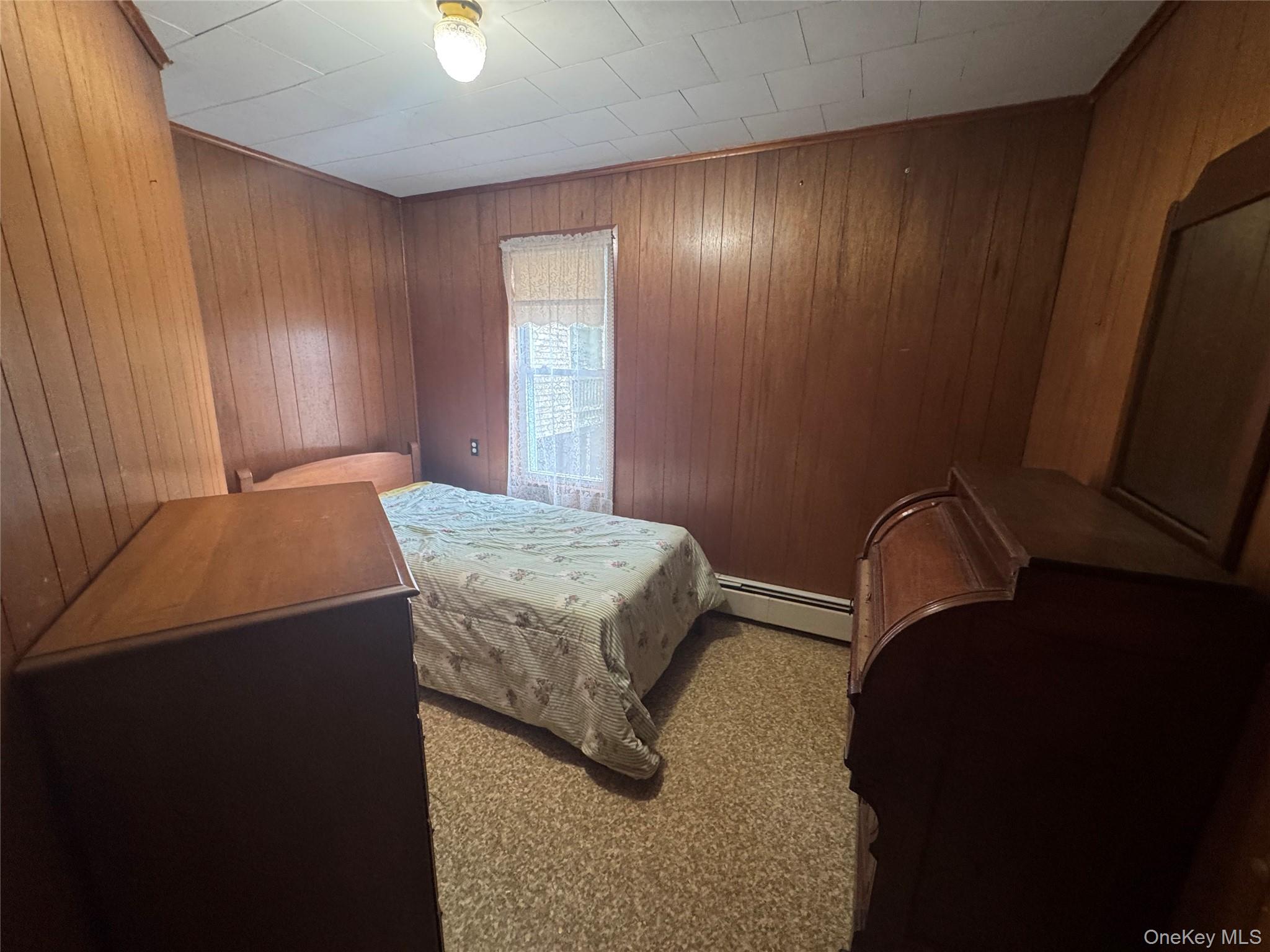 33 Bank Street, Walden, NY 12586