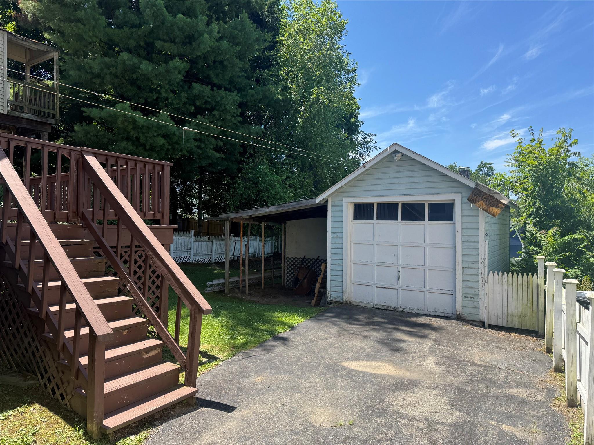 33 Bank Street, Walden, NY 12586