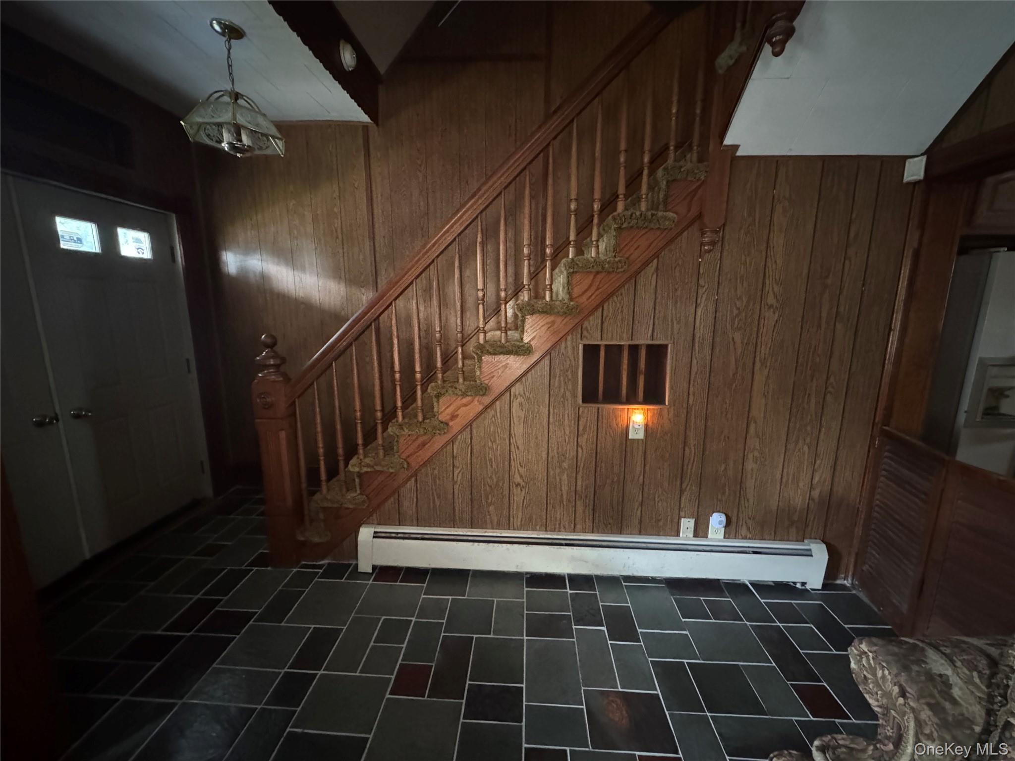 33 Bank Street, Walden, NY 12586