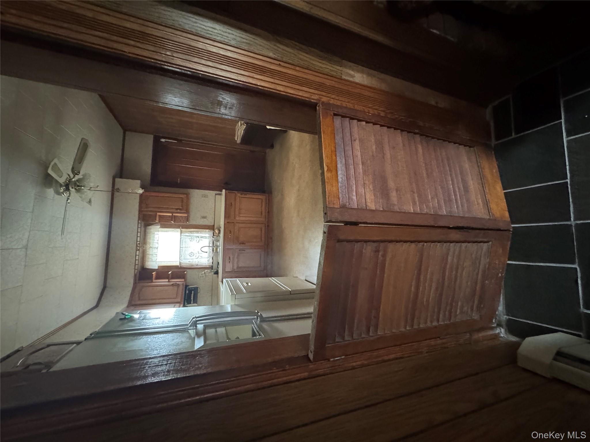 33 Bank Street, Walden, NY 12586