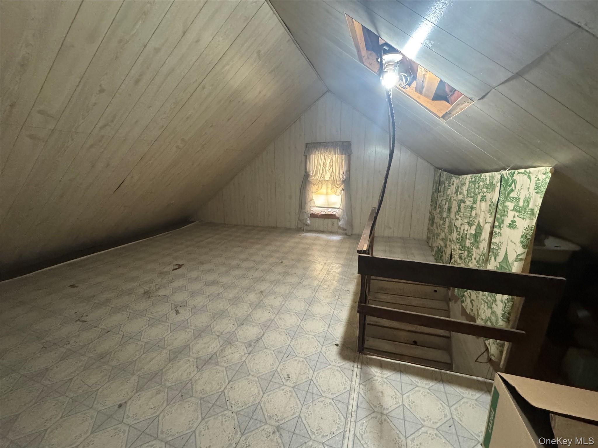 33 Bank Street, Walden, NY 12586