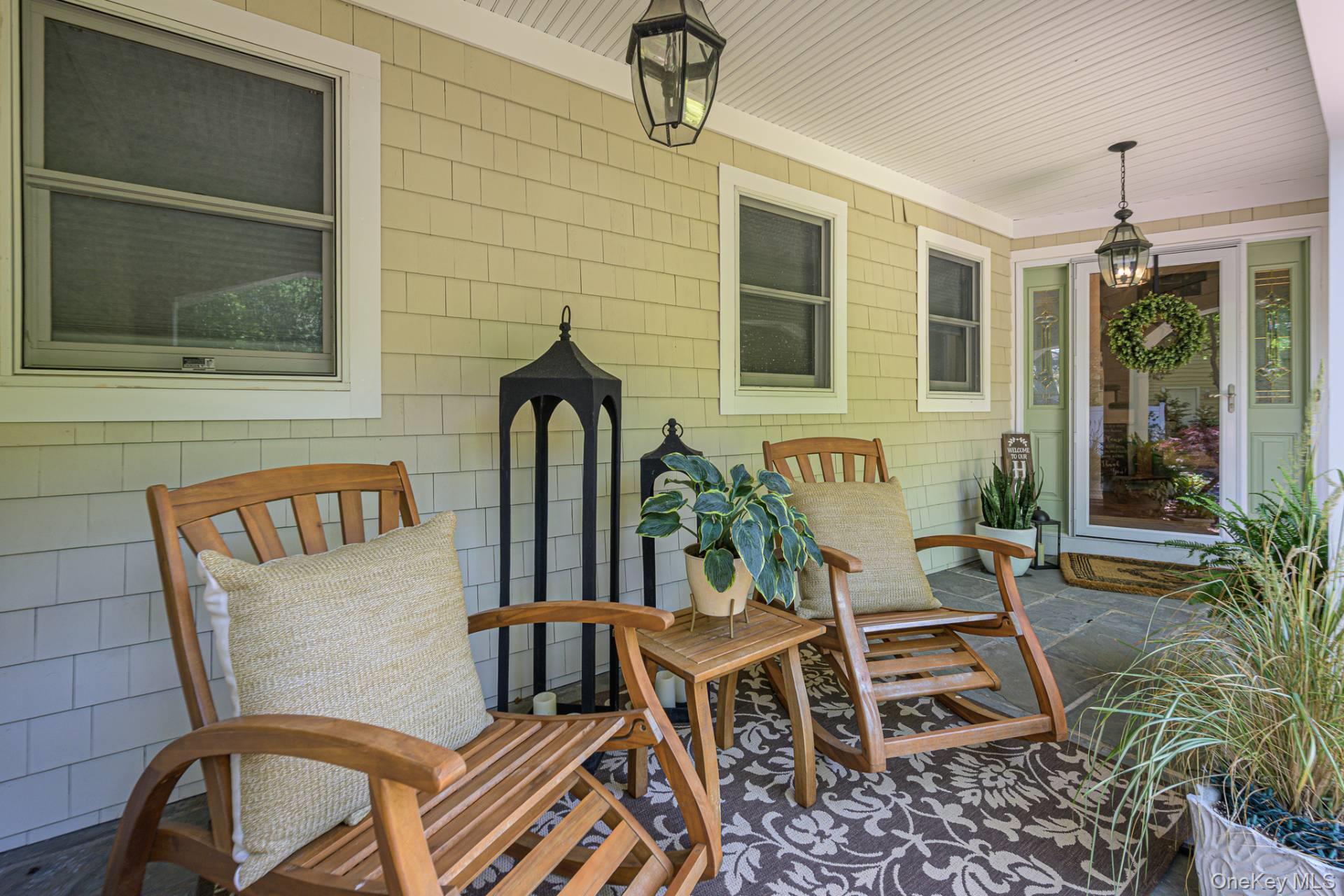 11 Harbor Road, Hampton Bays, NY 11946