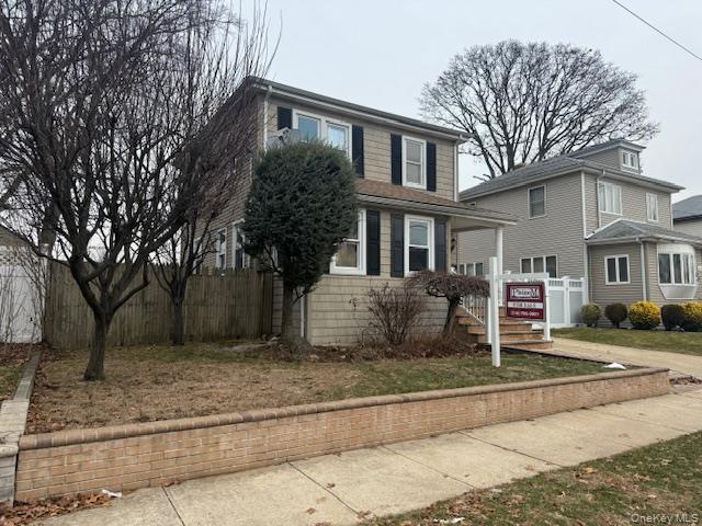 101 Harris Avenue, Freeport, NY 11520