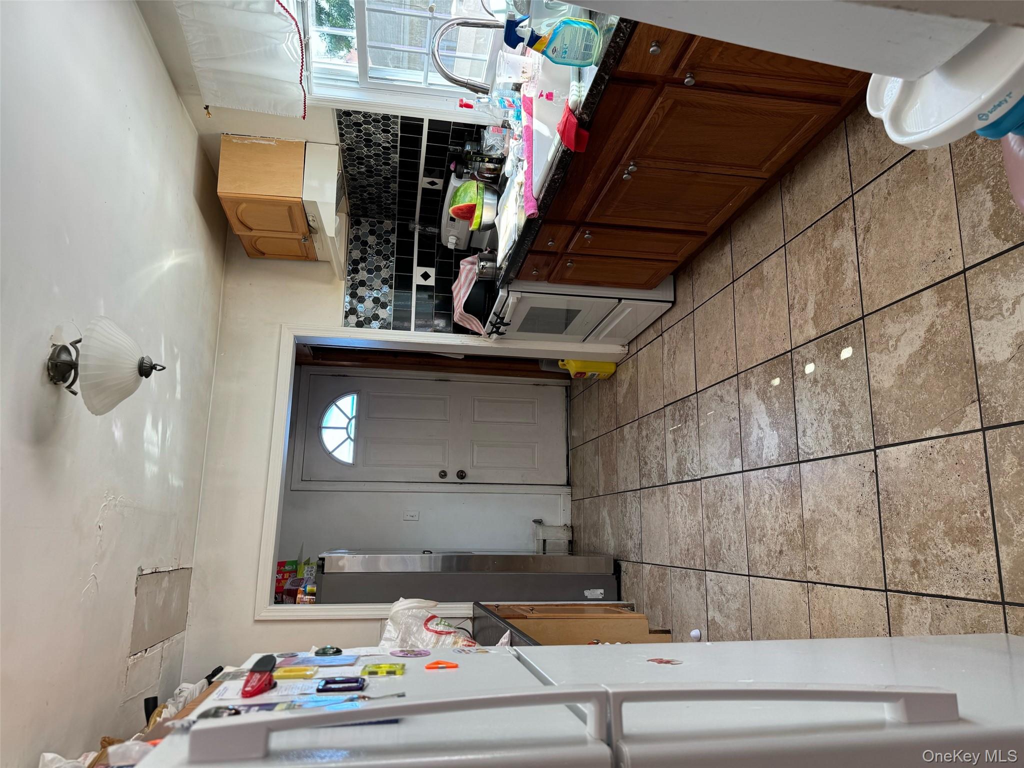 101 Harris Avenue, Freeport, NY 11520